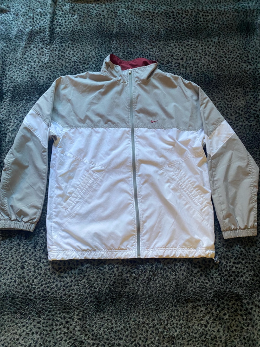 Nike Light Gray and White Colorblock Zip Windbreaker